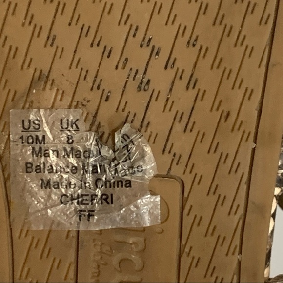 Circus by Samuel Edelman Cherri women’s snake print sandals. Size 10 - Picture 13 of 13